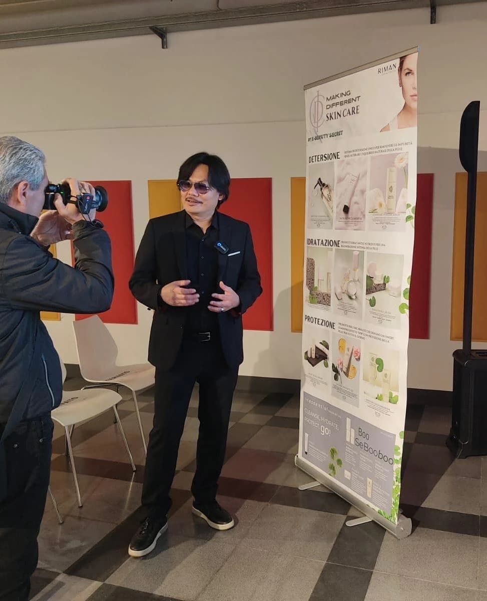 Presentación con un fotógrafo presente.